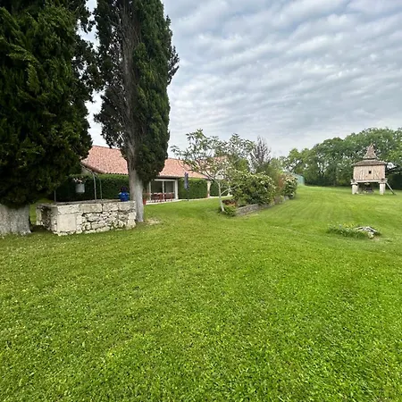 Grange Rénovée Du Xviiième Siècle Сasa de vacaciones *