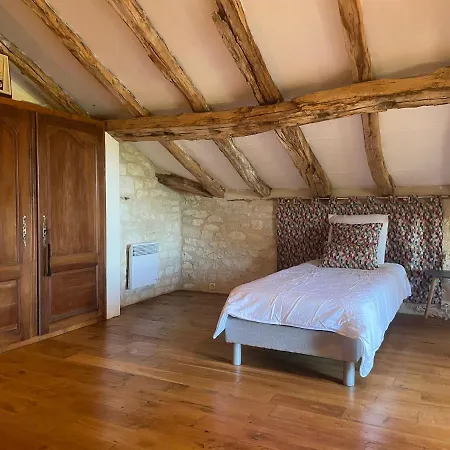 Grange Renovee Du Xviiieme Siecle *